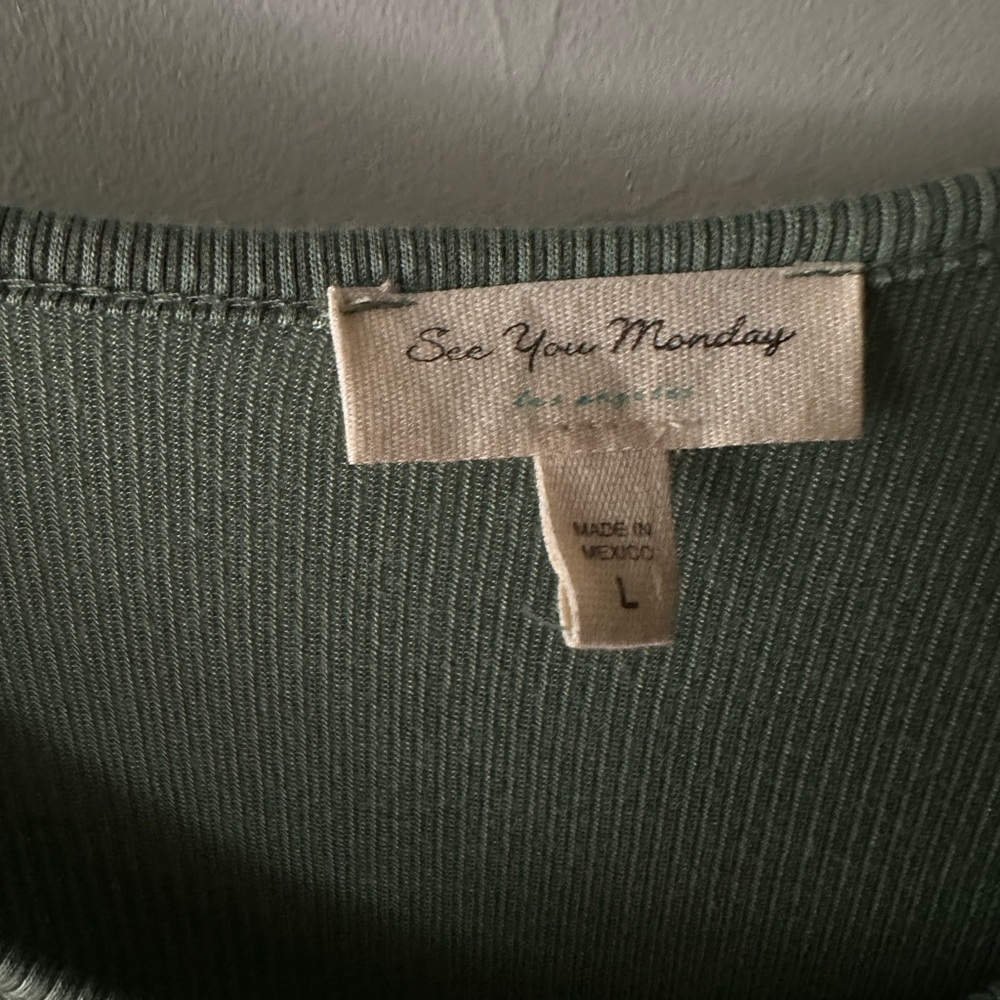 See You Monday Juniors size L Dress - Picture 3 of 4